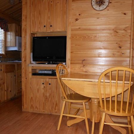 Oakzanita Springs Camping Resort Cabin 1 Descanso Exteriér fotografie
