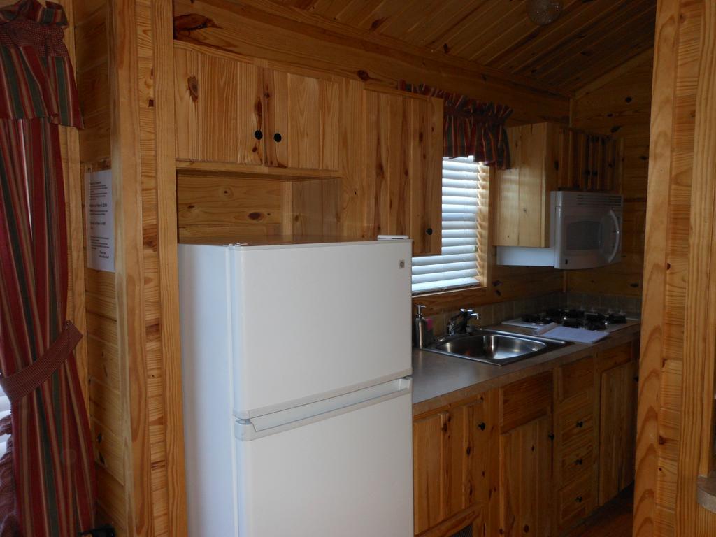 Oakzanita Springs Camping Resort Cabin 1 Descanso Exteriér fotografie