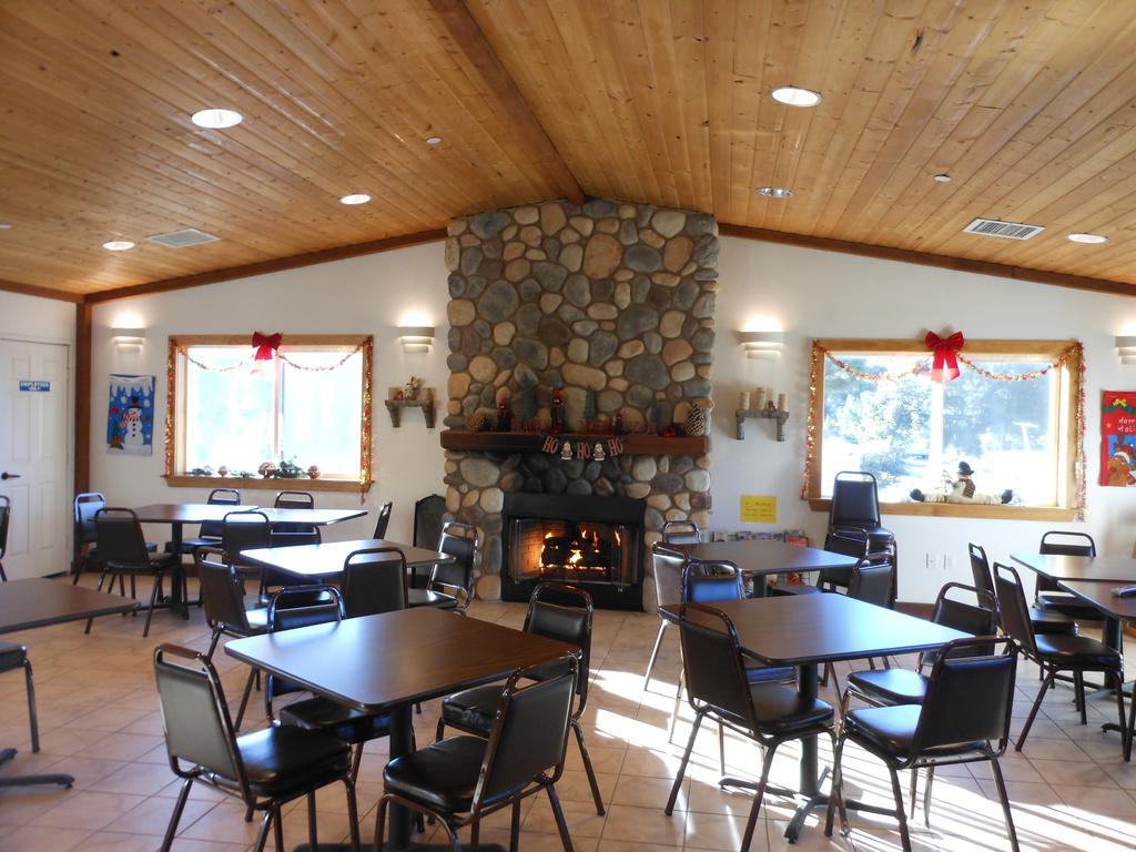Oakzanita Springs Camping Resort Cabin 1 Descanso Exteriér fotografie